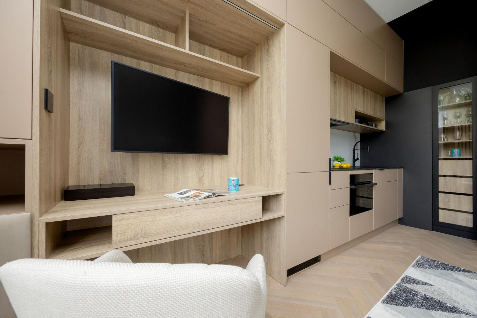 Przytulne Studio W Zielonej Okolicy Srodmiescia By Noclegi Renters Varsó Kültér fotó